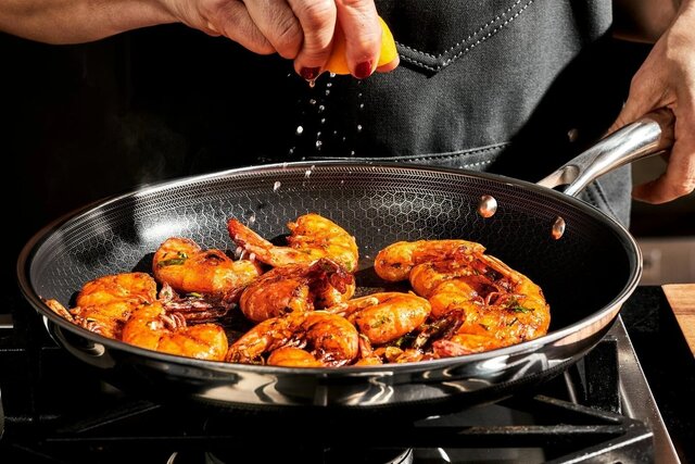 HexClad Cookware: One Language, Many Objects – image 6 of 6