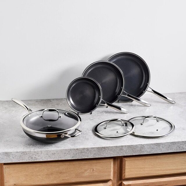 HexClad Cookware: One Language, Many Objects – image 2 of 6