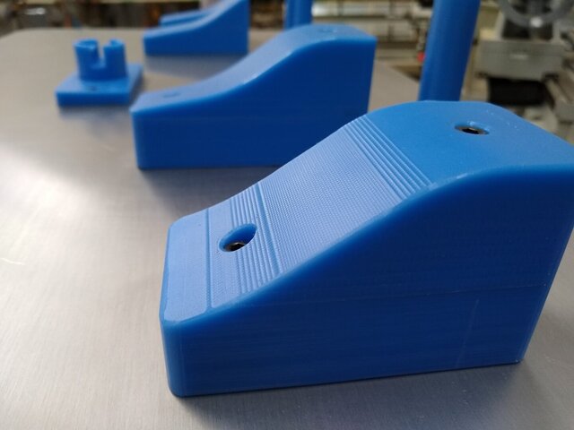 CNC machining of curved surfaces – image 2 of 5
