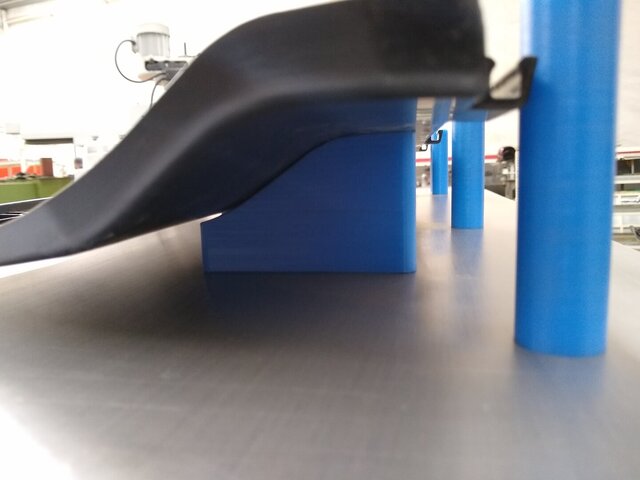 CNC machining of curved surfaces – image 4 of 5