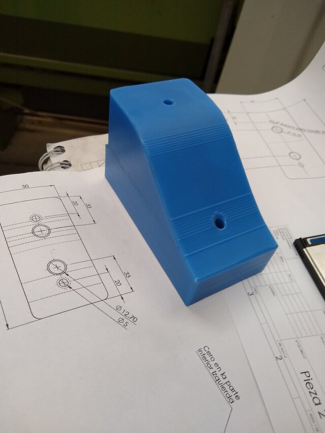 CNC machining of curved surfaces – image 1 of 5