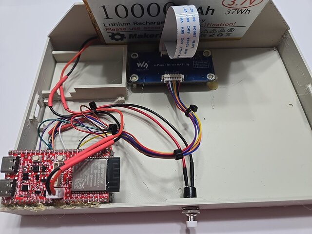 13.3-Inch Spectra 6 E-Paper Display Frame – image 5 of 5