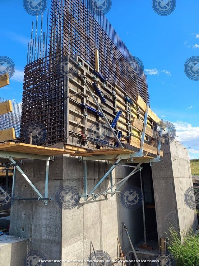 Folding Working Platform K / Heavy-Duty Scaffold Bracket – image 5 of 7