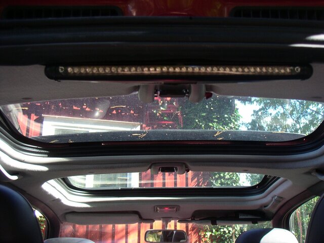 Mitsubishi Colt 1990-Sunroof-Handle-Cover – image 5 of 6