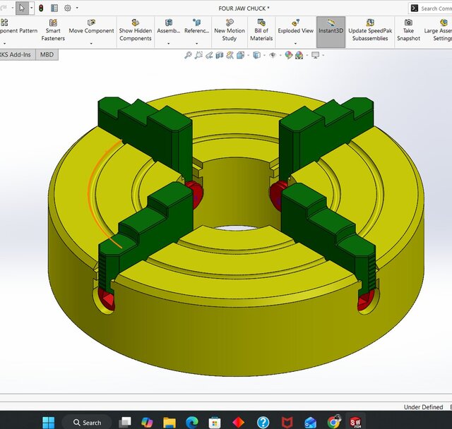 FOUR JAW CHUCK ASSY IN SOLIDWORKS