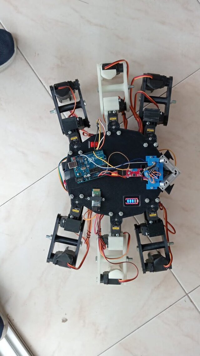 3D model of Hexapod Robot - Electronics Selection and Interconnection Design (18 servos)