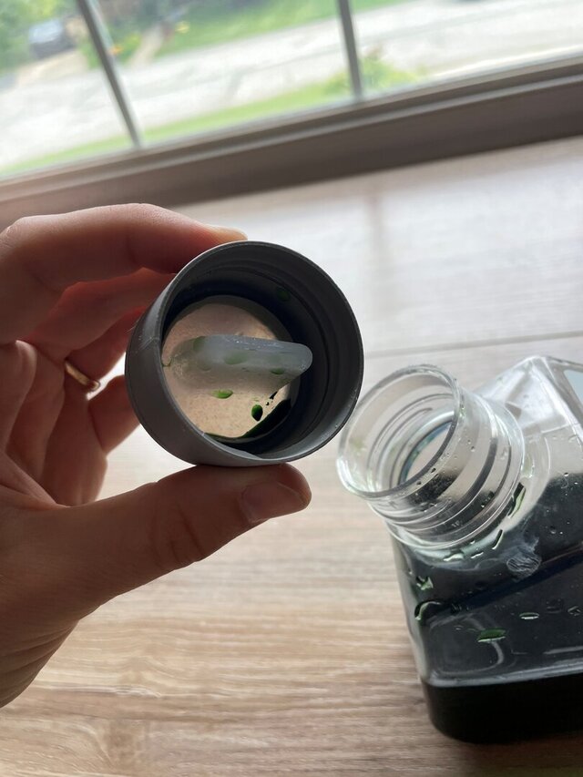 Lab Bottle Specialized Lid Replacement – image 7 of 12