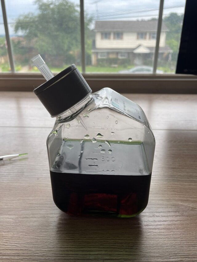 Lab Bottle Specialized Lid Replacement – image 9 of 12