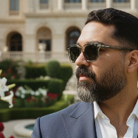 Alireza E.