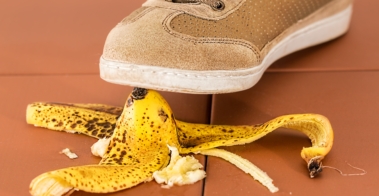 accident-banana-skin-be-careful-36763