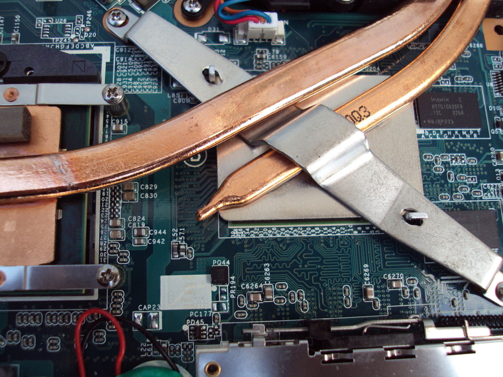 1280px-AMD_HD5470_GPU | Cad Crowd 1280px-AMD_HD5470_GPU