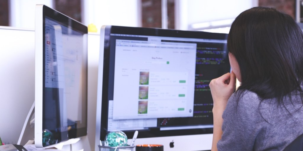 apple-business-woman-ed | Cad Crowd apple-business-woman-ed