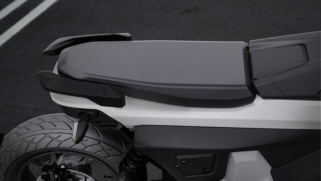 I will create realistic 3D renders for products with Blender and Maya image 4