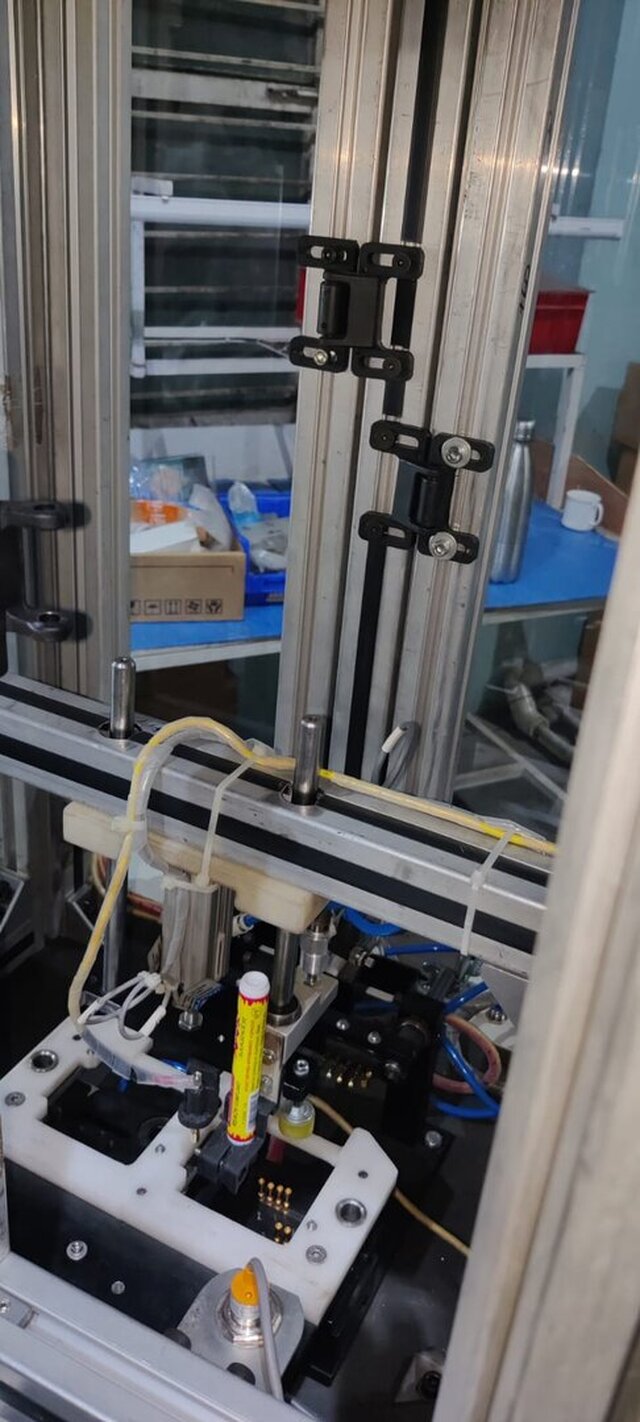 I offer professional 3D CAD modeling & mechanical design using SolidWorks