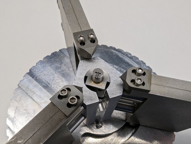 I will design medical devices with full R&D from concept-to-RFP image 6