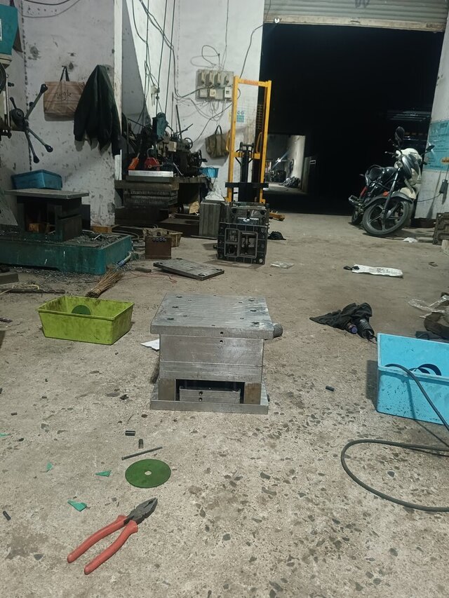 I will design a plastic injection mold and 3D CAD model in Siemens NX image 5